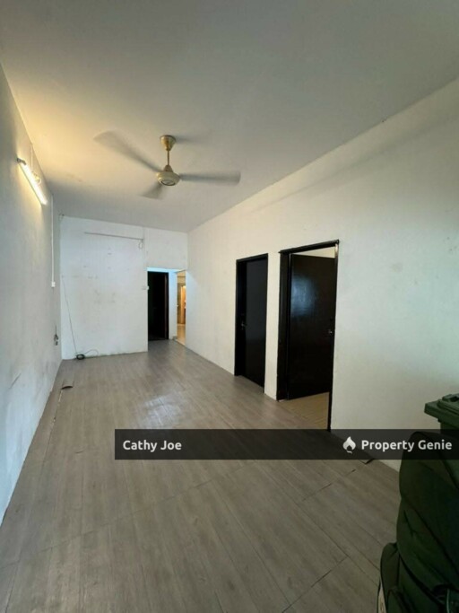 SINGLE STOREY TERRACE AT JALAN KUALA KANGSAR, IPOH - 5 MINUTES AWAY FROM IPOH CITY