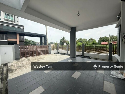 Below Bank Value! Freehold Corner 2.5 Storey Terrace @ Bukit Katil