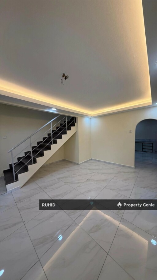 Jalan Seroja, Taman Johor Jaya - (CORNER LOT) DOUBLE STOREY LOW COST HOUSE FOR SALE