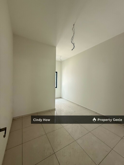 8 Residence Superlink For Sale