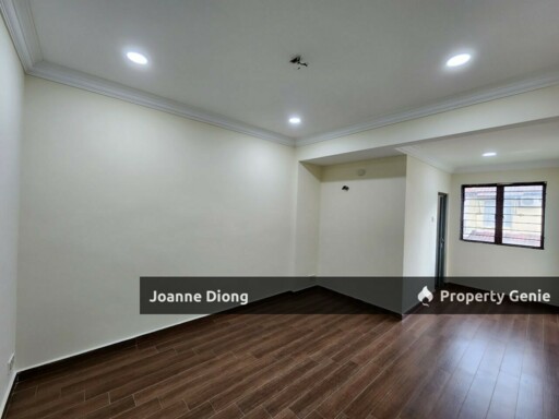 USJ 1 Double Storey Terrace House