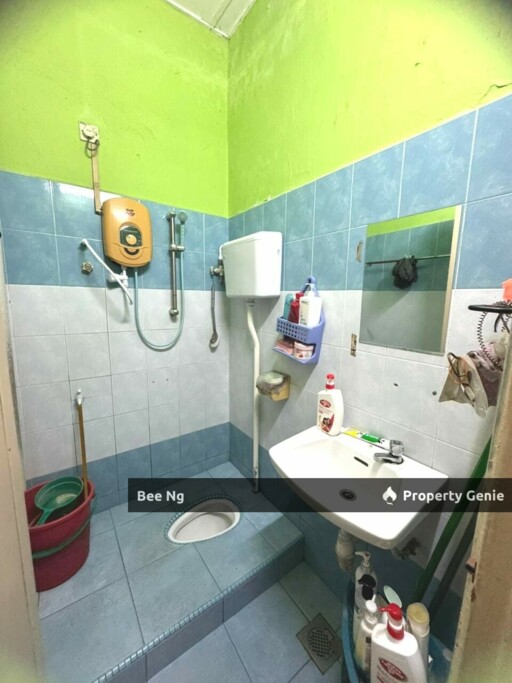 Taman Universiti/Jalan Kemuliaan/Single Storey