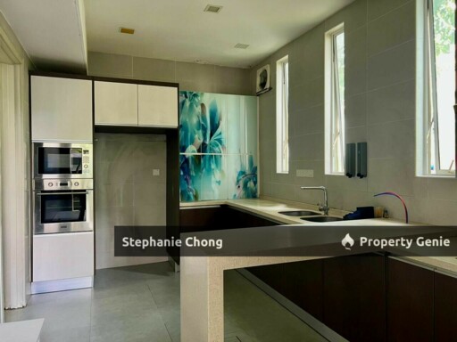 3-Storey Semi-D with Lift @ The Rafflesia, Damansara Perdana | Spacious & Renovated | Bumi