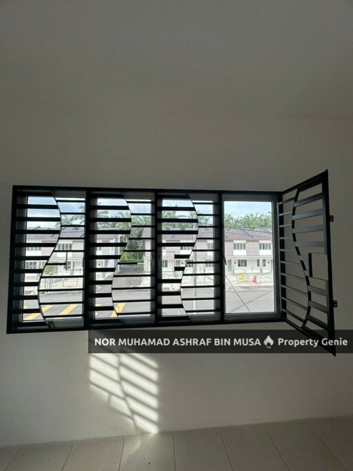 Teres 2 Tingkat End Lot Taman Tasek Gelugor Utama, Tasek Gelugor Penang