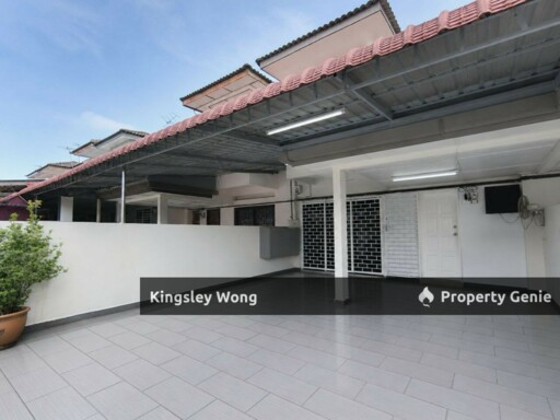 Station 18 Pengkalan Ipoh Double Storey Terrace House Renovated Near Mall Schools Industry