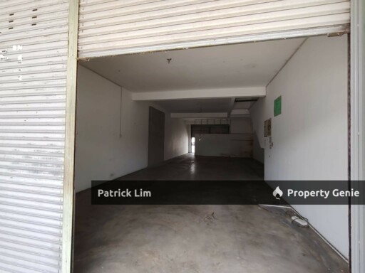 Malim Jaya (2 Shutter Door) Ground Floor Shoplot For Rent