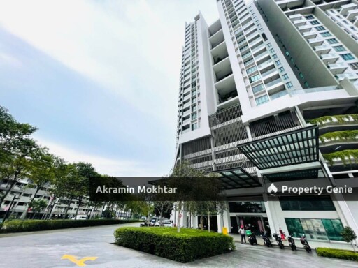 UNIV 360 PLACE SERI KEMBANGAN