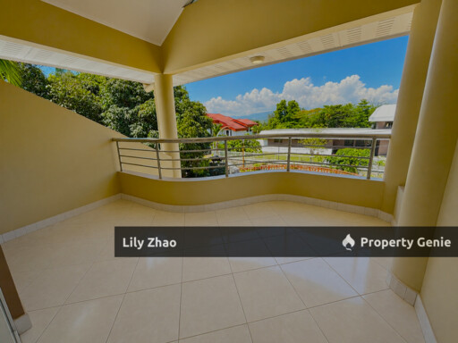 Bungalow on the Hill for Rent, 5Bed 4Bath, Fully Furnished, 6 Car Park, Mount Kinabalu View📍Jalan Lintas Highway, Kota Kinabalu City.