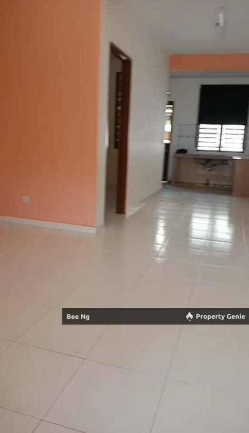 Jalan Cemara / Bandar Putra Kulai / 2 Storey Terrace Medium Cost / Cheapest / Full Loan / Cash Back