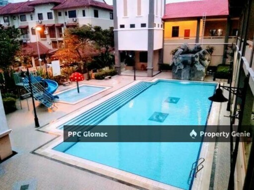Villa Laman Tasik