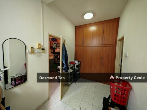 Park Avenue, Seremban 2, Garden Avenue, Semi Renovated, (Facing No House)