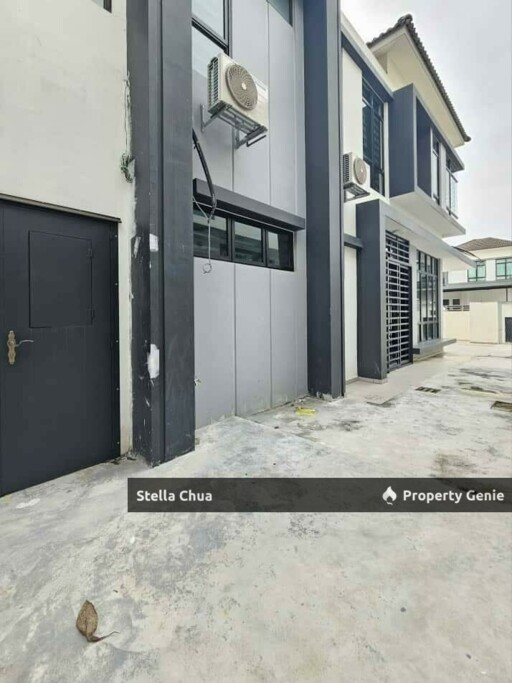 🏡Cluster House for RENT 📍Jalan Austin Duta 3/x