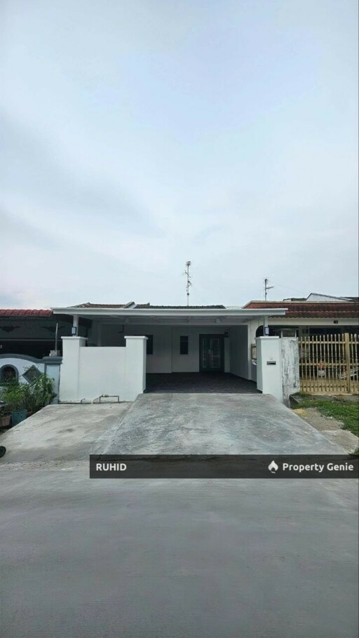 Freehold Renovated Single Storey Terrace House in Taman Ungku Tun Aminah Skudai