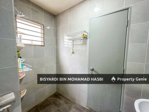 Renovated Double Storey Terrace Greenwoods Keranji Salak Perdana Sepang.