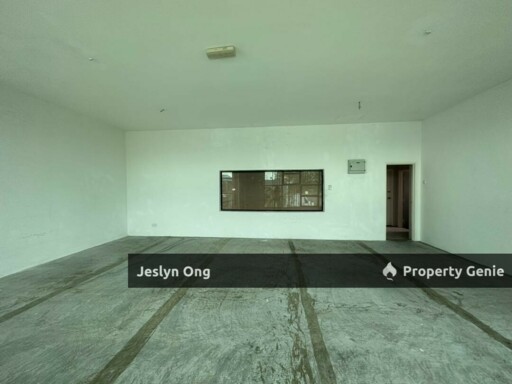 1.5 Storey Cluster Factory @ Setia Business Park 2 Kempas for Rent