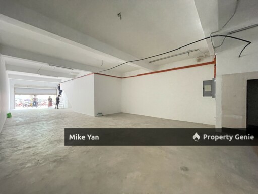 Seksyen 22 Batu Tiga Shah Alam Shop Ground Floor
