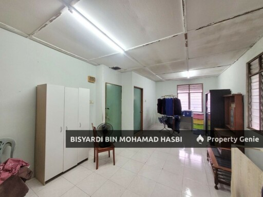 CORNER LOT 2 STOREY TAMAN TUANKU AMPUAN NAJIHAH, SENAWANG SEREMBAN .