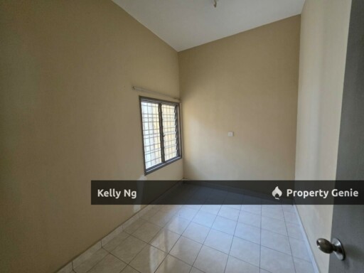 Double Sty House FACING NO HOUSE At Bandar Puteri Klang For Sale