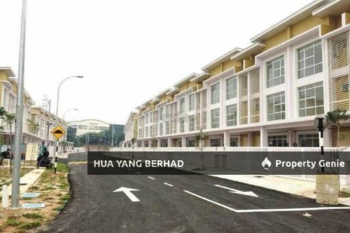 Bayu Heights