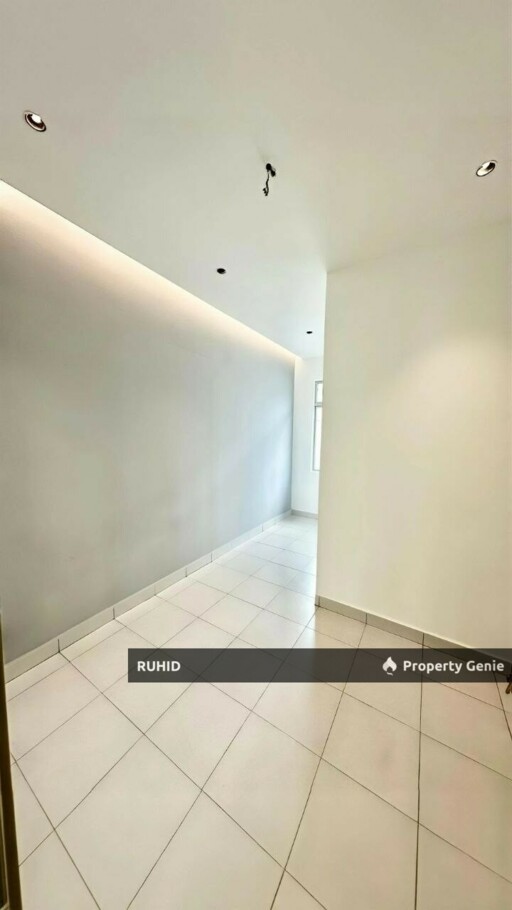 Double Storey Terrace House Taman Scientex Senai | Fully Renovated | Unblock View | Freehold