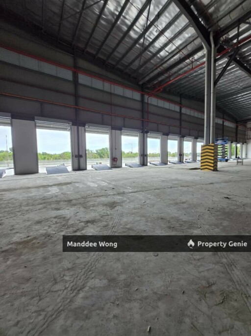 WTR/West Port (Strategic Port Area)/165,785 SQFT/331,570