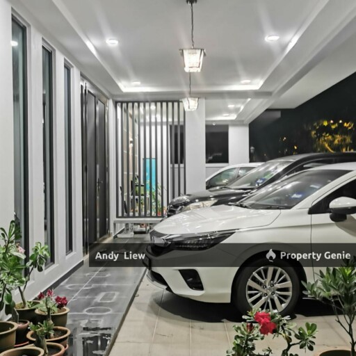 Periwinkle Rimbayu renovated corner double storey house for sale