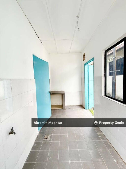 Freehold, End Lot & Renovated | Double Storey Bandar Puchong Jaya , Puchong