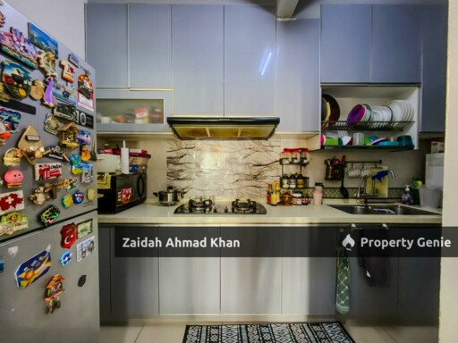 Simfoni 1 Bandar Teknologi Semenyih Near Mydin View City Fully Renovated