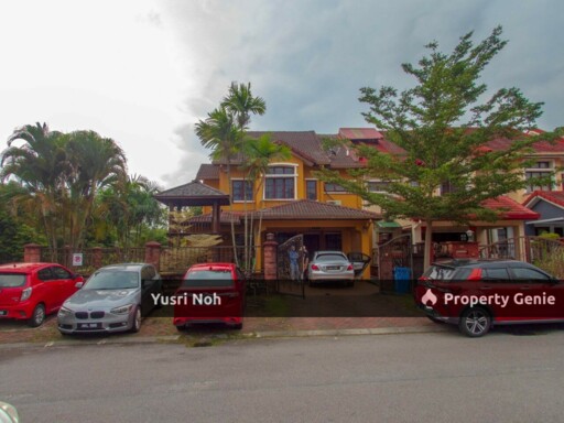 URGENT FOR SALE : 2 Storey Terrace House Corner Lot Jalan Adang Bukit Jelutong Shah Alam