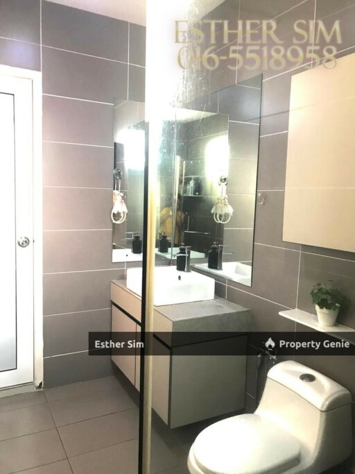 With Private Lift | 3.5-Storey Luxury Terrace @  Taman Vila Oren, Jalan Song Bang Kheng