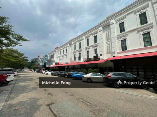 Austin Height Mount Austin / 3 Storey Shoplot with ROi 4.4％