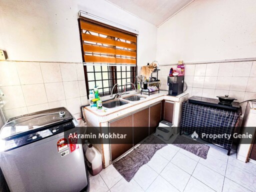 Partially Furnished | Double Storey Terrace Taman Sri Indah, Balakong Cheras