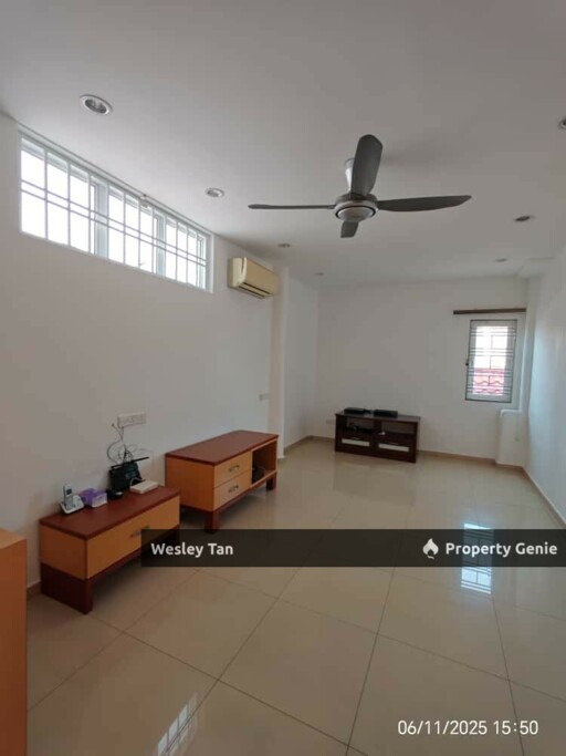 Ujong Pasir Double Storey Semi-D at Taman Sinn