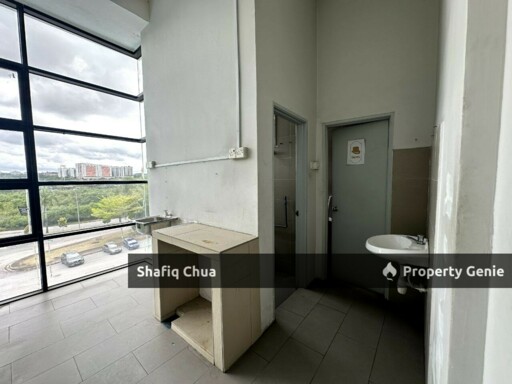 3 Storey Corner Semi D Factory Perindustrian Tekno, Seksyen U8, Shah Alam