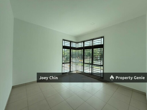 Adda Heights 2 Storey Cluster Corner Unit