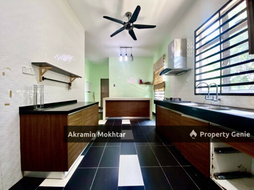 Freehold, Malay Reserved & Partially Furnished | Double Storey Bungalow Sg Merab Desa Villa Idaman, Bangi Kajang