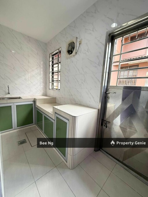 Taman Daya / Jalan Nibong / 2 Storey Terrace 20x70 / Cheapest / Full Loan