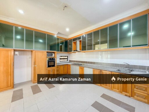 [For Sale] 2.5 Storey Semi-Detached House, Puncak Bangi Seksyen 6 | 6+1R6B | RM1,580,000
