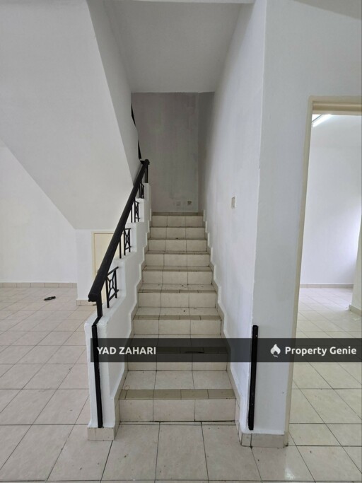Taman Mutiara Kemuning, Shah Alam | 2-Storey Terrace 4+1 Bedrooms | RM500K - Facing Open with Spacious Land 20*70