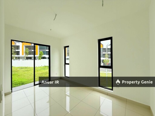3 STOREY SUPERLINK HOUSE EAST 57, RESIDENSI LAMAN TIMUR DESA MELAWATI, KL