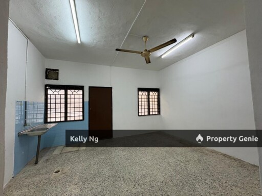 Double Sty House At Klang Utama For Rent
