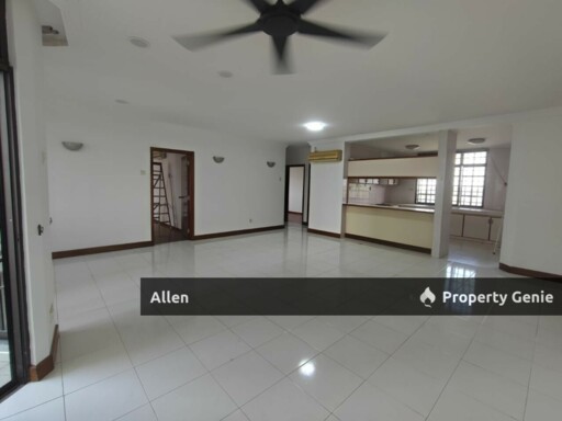 Rare Large Layout Condo For Sale 😍 3 Bedrooms • 2 Balconies • Freehold Title