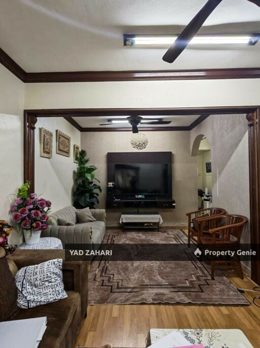 Seksyen 7, Shah Alam | 2-Storey Terrace 4 Bedrooms | RM675K - Well Maintained and 24h Security