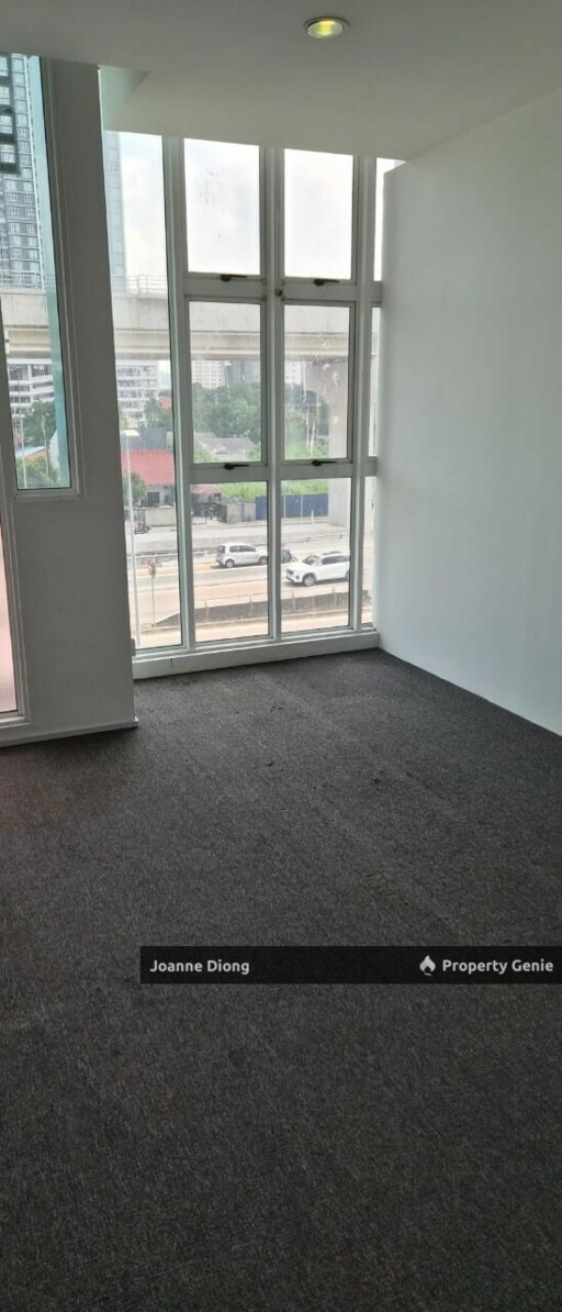 10 Boulevard Office
