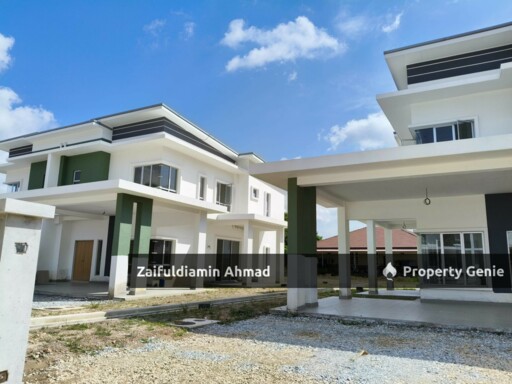 SemiD Taman Salak Mulia Spacious near KLIA