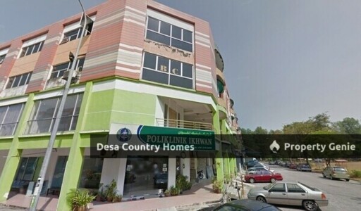 Desa Country Homes