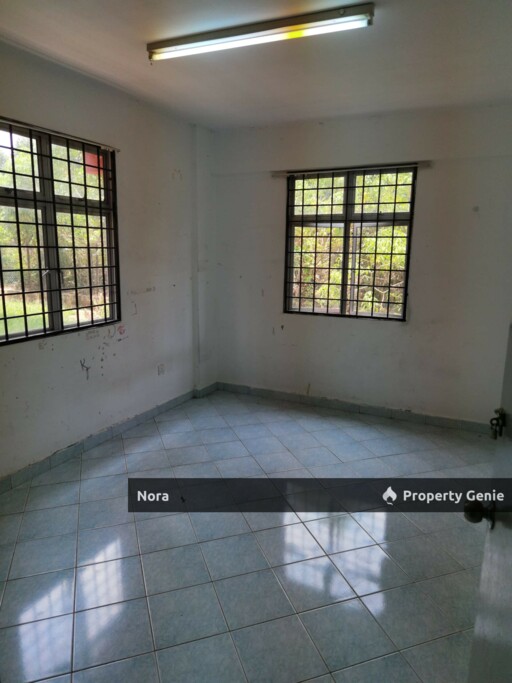Pangsapuri Ara Ria Mantin Ground Floor 3R3B RM750