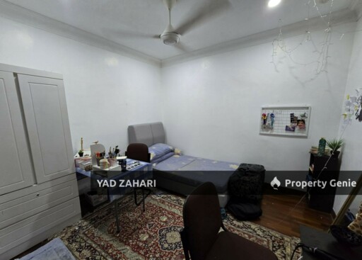 Bukit Jelutong, Shah Alam | 2-Storey Superlink Terrace 5+1 Rooms | RM970K - Fully Reno & Extended and Prime Location