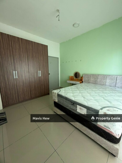 For Rent, Season Luxury Apartment @Larkin, Fully Furnished, G&G