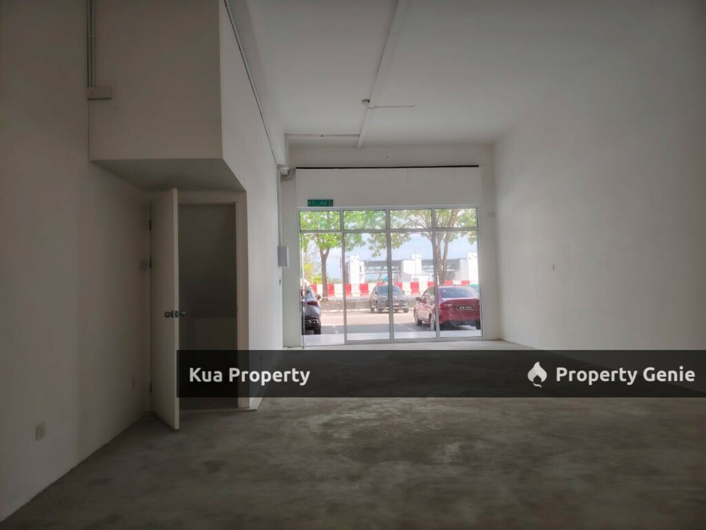 Ground Floor Intermediate Shop Lot For Rent   Located at Tabuan Tranquility